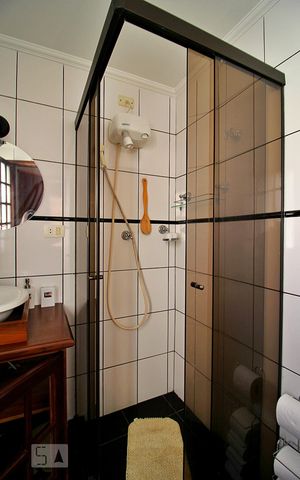 Apartamento à venda com 97m², 2 quartos e 2 vagasBanheiro da Suíte