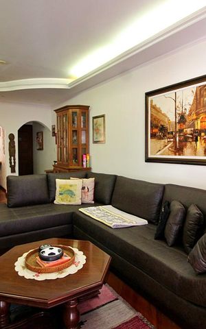 Apartamento à venda com 97m², 2 quartos e 2 vagasSala