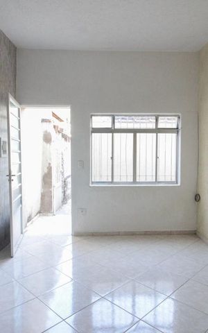 Casa à venda com 127m², 2 quartos e sem vagasala