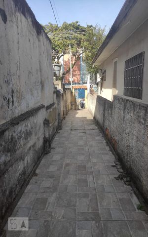 Casa à venda com 127m², 2 quartos e sem vaga Casa à venda com 127m², 2 quartos e sem vagaquintal frente