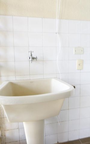 Apartamento à venda com 48m², 2 quartos e 1 vagaDetalhe da area de serviço