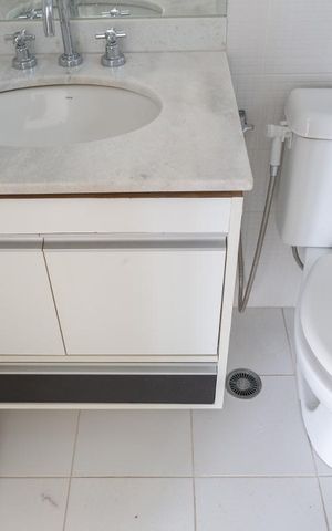 Apartamento para alugar com 70m², 1 quarto e 1 vaga Apartamento para alugar com 70m², 1 quarto e 1 vagaBanheiro da Suíte