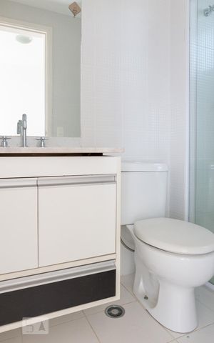Apartamento para alugar com 70m², 1 quarto e 1 vaga Apartamento para alugar com 70m², 1 quarto e 1 vagaBanheiro da Suíte