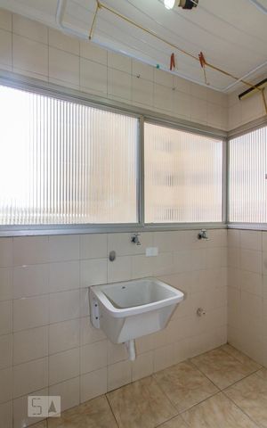 Apartamento à venda com 58m², 2 quartos e 1 vaga Apartamento à venda com 58m², 2 quartos e 1 vagaLavanderia