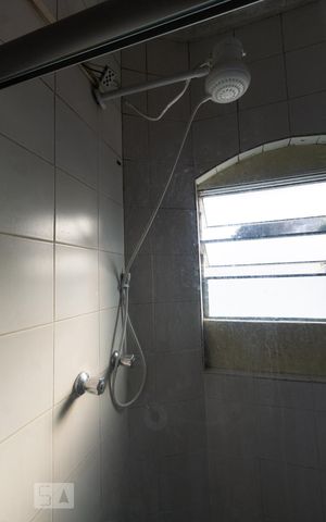 Casa para alugar com 550m², 8 quartos e 3 vagas Casa para alugar com 550m², 8 quartos e 3 vagasBanheiro