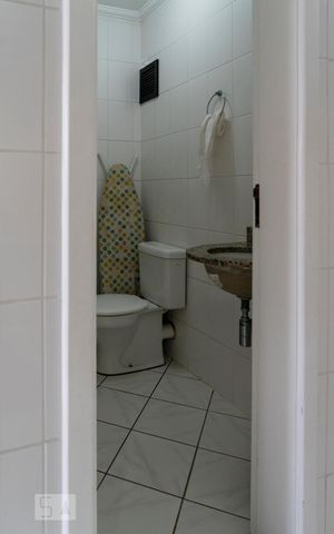 Apartamento à venda com 261m², 4 quartos e 3 vagasBanheiro de serviço
