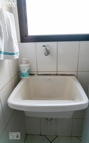 Apartamento à venda com 261m², 4 quartos e 3 vagasLavanderia