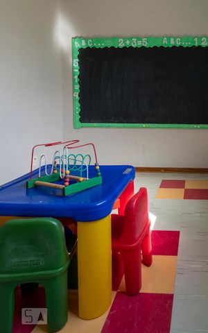 Apartamento à venda com 261m², 4 quartos e 3 vagasÁrea Comum - Playground