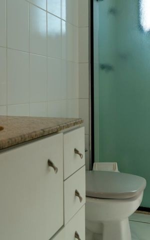 Apartamento à venda com 261m², 4 quartos e 3 vagasBanheiro suite 3