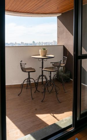 Apartamento à venda com 261m², 4 quartos e 3 vagasVaranda