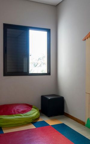 Apartamento à venda com 261m², 4 quartos e 3 vagasÁrea Comum - Playground