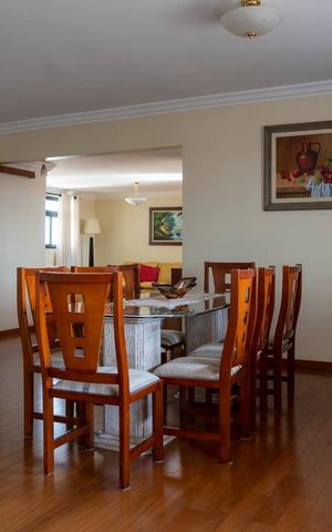 Apartamento à venda com 261m², 4 quartos e 3 vagasSala de Jantar