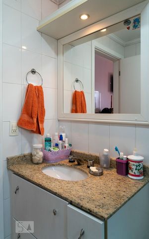 Apartamento à venda com 261m², 4 quartos e 3 vagasBanheiro suite 2