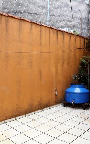 Casa à venda com 160m², 3 quartos e 2 vagasÁrea Externa
