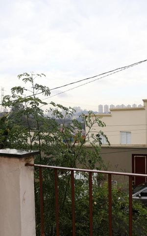 Casa à venda com 160m², 3 quartos e 2 vagasSacada