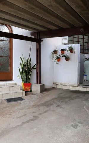 Casa à venda com 160m², 3 quartos e 2 vagasGaragem