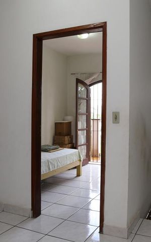 Casa à venda com 160m², 3 quartos e 2 vagasCorredor