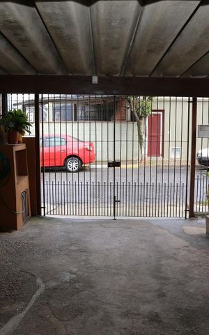 Casa à venda com 160m², 3 quartos e 2 vagasGaragem