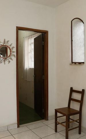 Casa à venda com 160m², 3 quartos e 2 vagasCorredor 