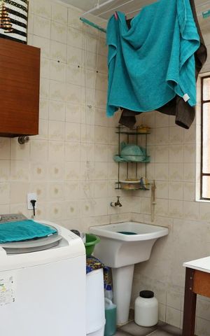 Casa à venda com 160m², 3 quartos e 2 vagasÁrea de Serviço