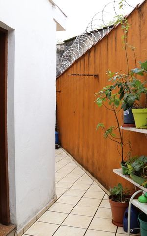 Casa à venda com 160m², 3 quartos e 2 vagasÁrea Externa