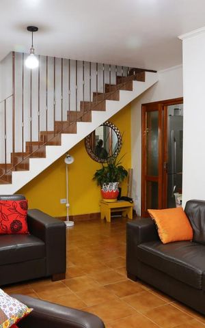 Casa à venda com 160m², 3 quartos e 2 vagasSala