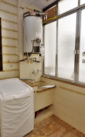 Apartamento à venda com 277m², 3 quartos e 2 vagasÁrea de Serviço