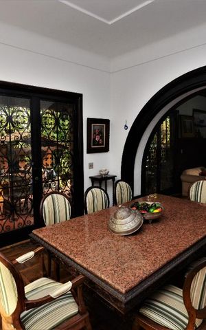 Casa para alugar com 450m², 4 quartos e 1 vagaSala de Jantar 1