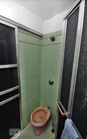 Casa para alugar com 450m², 4 quartos e 1 vagaBanheiro da Suíte 1