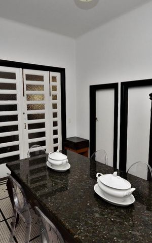 Casa para alugar com 450m², 4 quartos e 1 vagaSala de Jantar 2