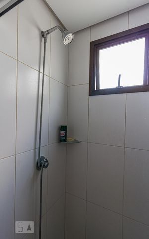 Apartamento à venda com 86m², 2 quartos e 2 vagas Apartamento à venda com 86m², 2 quartos e 2 vagasBanheiro da Suíte