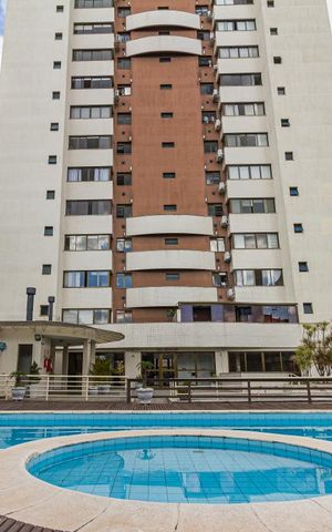 Apartamento à venda com 86m², 2 quartos e 2 vagas Apartamento à venda com 86m², 2 quartos e 2 vagasÁrea comum - Piscina
