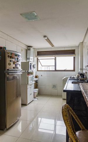 Apartamento à venda com 86m², 2 quartos e 2 vagas Apartamento à venda com 86m², 2 quartos e 2 vagasCozinha