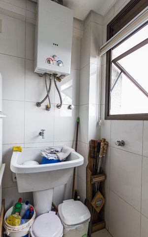 Apartamento à venda com 86m², 2 quartos e 2 vagas Apartamento à venda com 86m², 2 quartos e 2 vagasArea de serviço