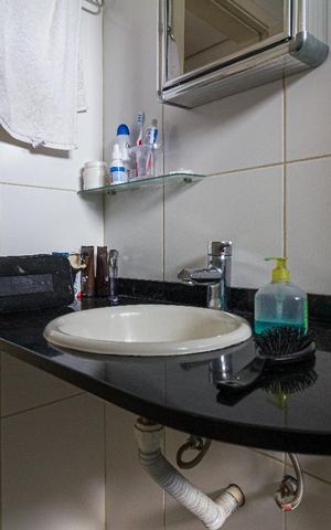 Apartamento à venda com 86m², 2 quartos e 2 vagas Apartamento à venda com 86m², 2 quartos e 2 vagasBanheiro da Suíte