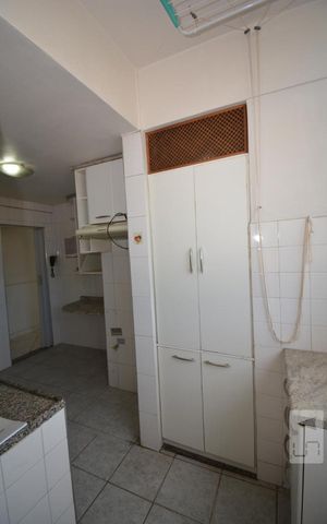 Apartamento à venda com 73m², 2 quartos e 1 vagaCozinha e Área de Serviço