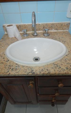 Apartamento à venda com 73m², 2 quartos e 1 vagaBanheiro
