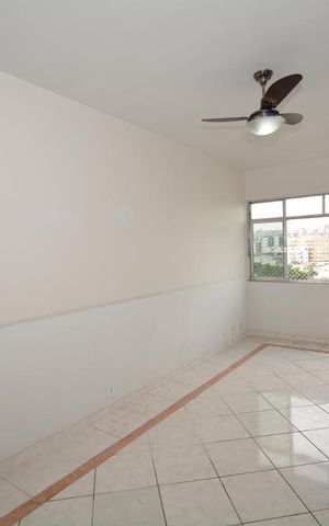 Apartamento à venda com 73m², 2 quartos e 1 vagaSala