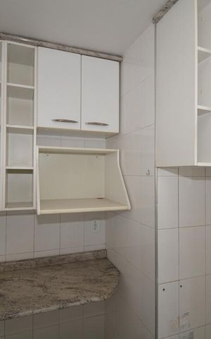 Apartamento à venda com 73m², 2 quartos e 1 vagaCozinha e Área de Serviço - Armários