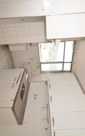 Apartamento à venda com 73m², 2 quartos e 1 vagaCozinha e Área de Serviço