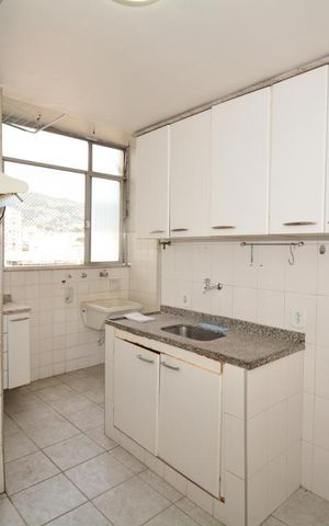 Apartamento à venda com 73m², 2 quartos e 1 vagaCozinha e Área de Serviço