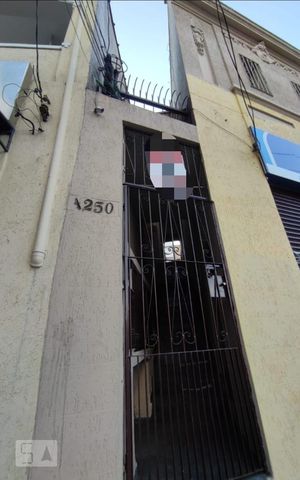 Studio para alugar com 39m², 1 quarto e sem vaga Studio para alugar com 39m², 1 quarto e sem vagaFachada