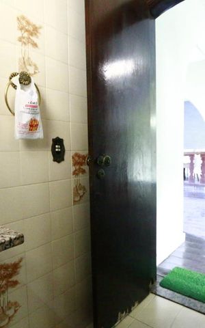 Casa de condomínio à venda com 760m², 4 quartos e 8 vagasBanheiro