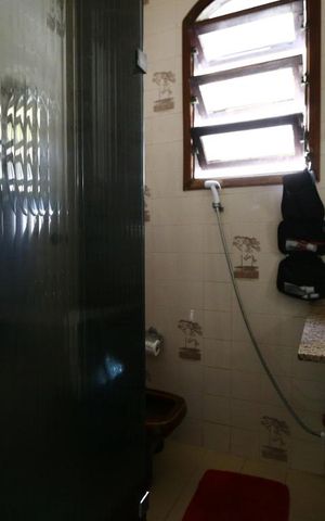 Casa de condomínio à venda com 760m², 4 quartos e 8 vagasBanheiro