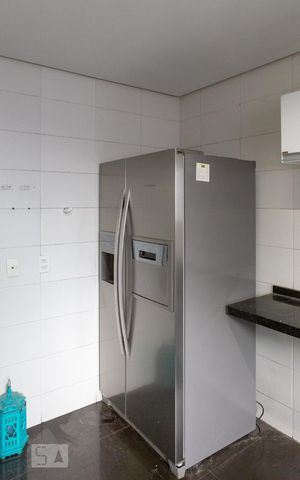 Apartamento à venda com 133m², 3 quartos e 2 vagas Apartamento à venda com 133m², 3 quartos e 2 vagasCozinha