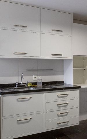 Apartamento à venda com 133m², 3 quartos e 2 vagas Apartamento à venda com 133m², 3 quartos e 2 vagasCozinha