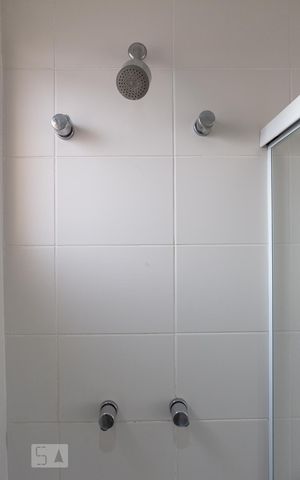 Apartamento à venda com 133m², 3 quartos e 2 vagas Apartamento à venda com 133m², 3 quartos e 2 vagasBanheiro da Suíte 1