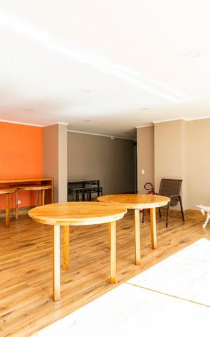 Apartamento à venda com 200m², 3 quartos e 2 vagasÁrea comum - Salão de festas