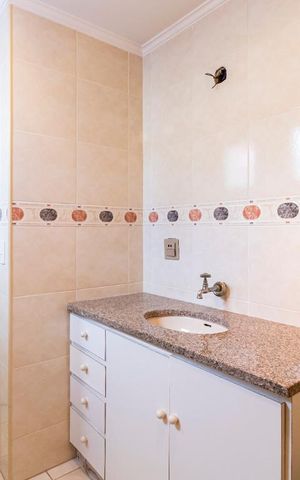 Apartamento à venda com 200m², 3 quartos e 2 vagasCobertura - Banheiro social 2