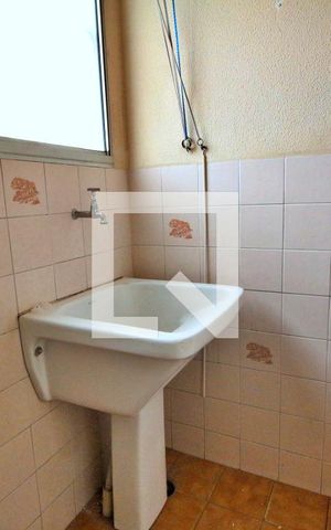Apartamento à venda com 78m², 3 quartos e 1 vagaÁrea de Serviço